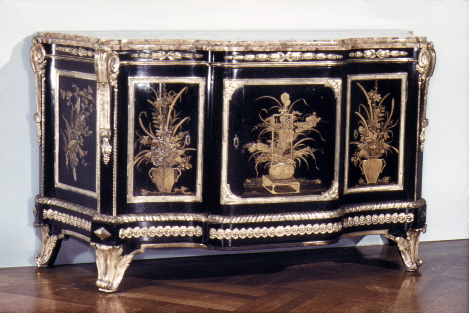 Commode, Bernard III van Risamburgh · 메트로폴리탄 미술관